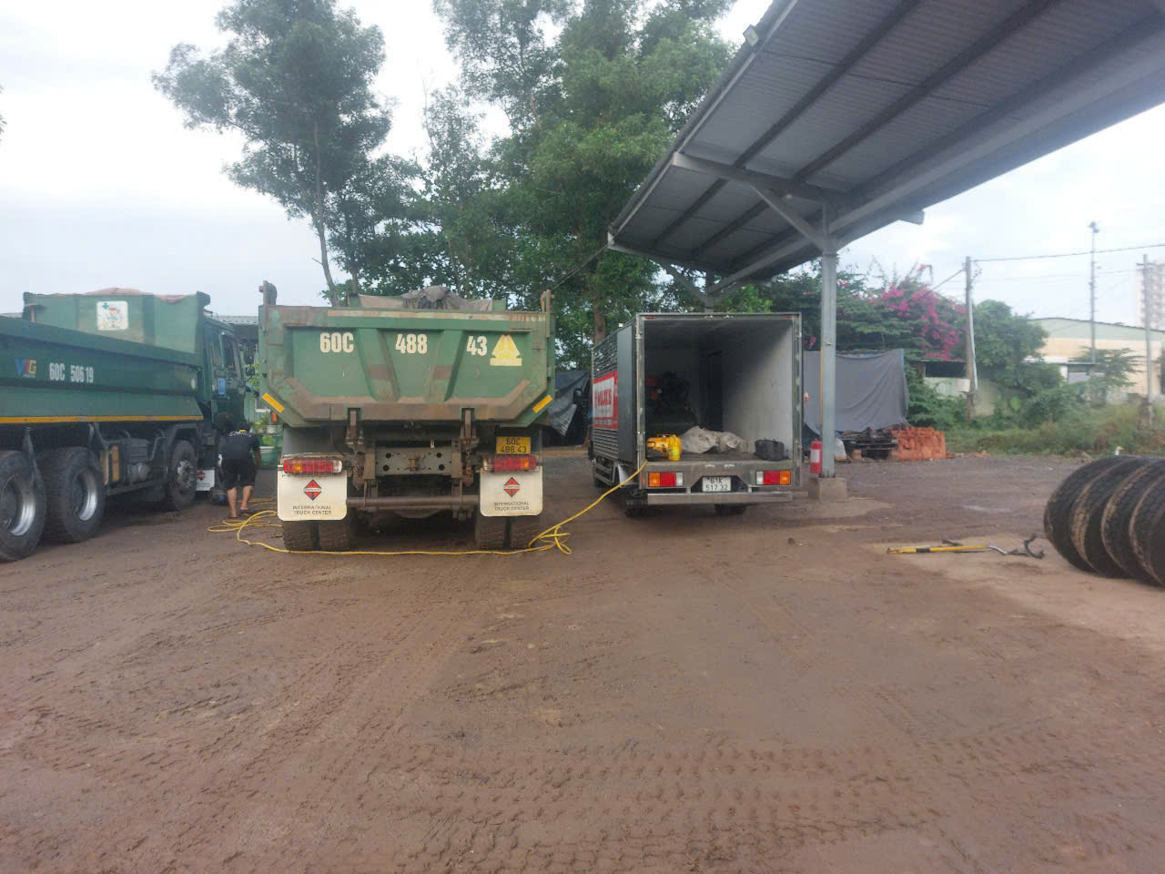 Dịch vụ vá lốp không ruột & có ruột tại Thủ Đức , Phạm Văn Đồng, Làng Đại Học – Bền bỉ, đảm bảo